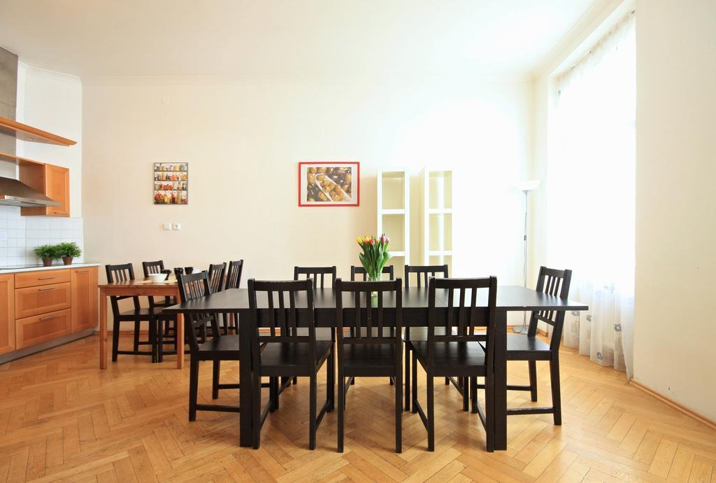 Quadrio Bedroom Praha